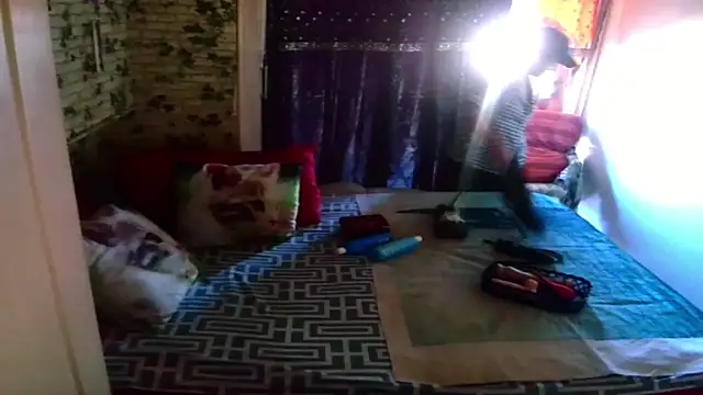 Snapshot of Indian_Blaze00 chatting on 03-22-25, 01:52 Indian Blaze00 online show from 03-22-25, 01:52