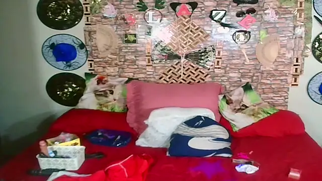 Snapshot of Indian_Blaze00 chatting on 09-10-25, 07:03 Indian Blaze00 online show from 09-10-25, 07:03