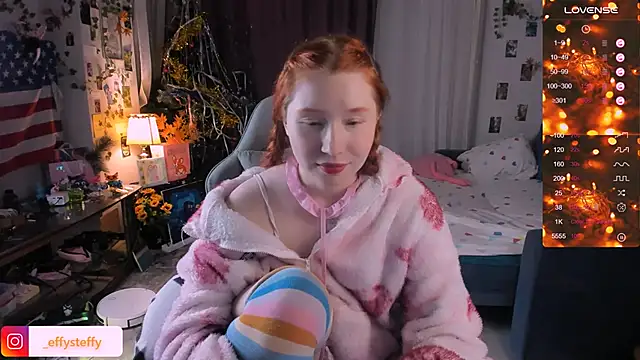 Snapshot of CallMeEffy1 chatting on 01-13-25, 12:19 CallMeEffy1 online show from 01-13-25, 12:19