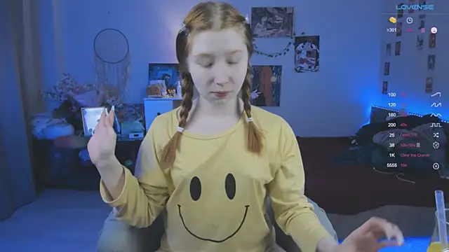 Snapshot of CallMeEffy1 chatting on 01-13-26, 02:55 CallMeEffy1 online show from 01-13-26, 02:55