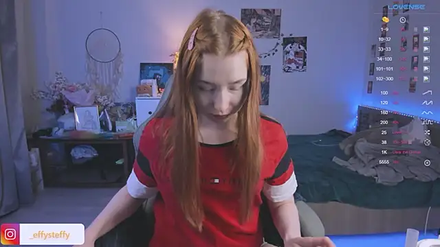 Snapshot of CallMeEffy1 chatting on 02-11-26, 06:24 CallMeEffy1 online show from 02-11-26, 06:24