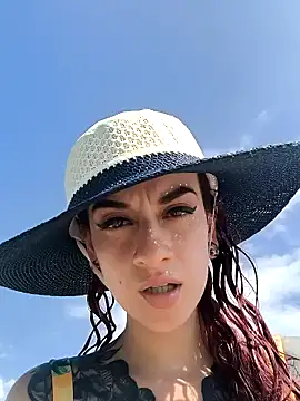 Snapshot of Liilith_goddess_ chatting on 01-07-25, 07:17 Liilith goddess online show from 01-07-25, 07:17