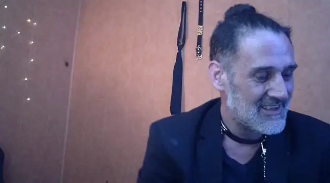 Snapshot of Lia_Y_PatrickX chatting on 03-15-25, 12:36 Lia Y PatrickX online show from 03-15-25, 12:36