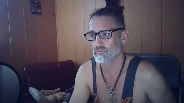 Snapshot of Lia_Y_PatrickX chatting on 09-27-25, 09:53 Lia Y PatrickX online show from 09-27-25, 09:53