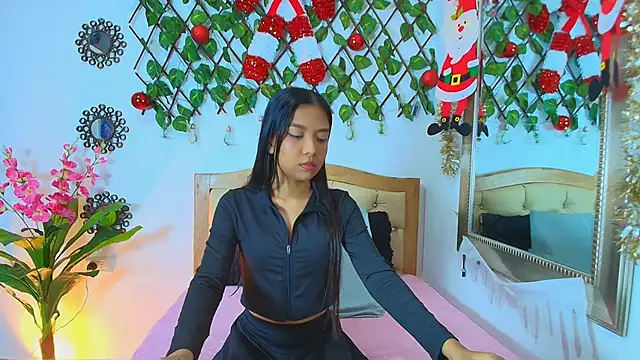 Snapshot of kinkysweet__ chatting on 12-05-25, 01:42 kinkysweet online show from 12-05-25, 01:42