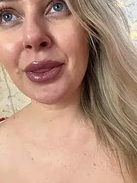 LadyLolyPop  online show from 03-06-25, 09:25