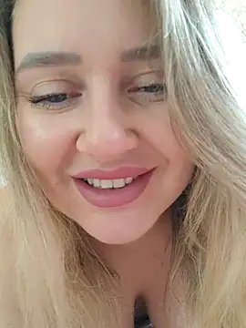 LadyLolyPop  online show from 09-27-25, 02:38