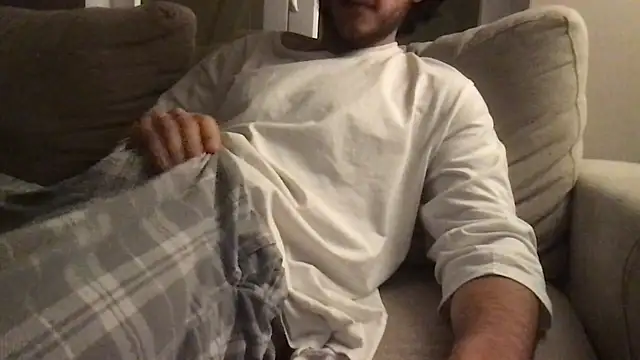 Snapshot of iwantfuckbby chatting on 02-27-25, 07:44 iwantfuckbby online show from 02-27-25, 07:44