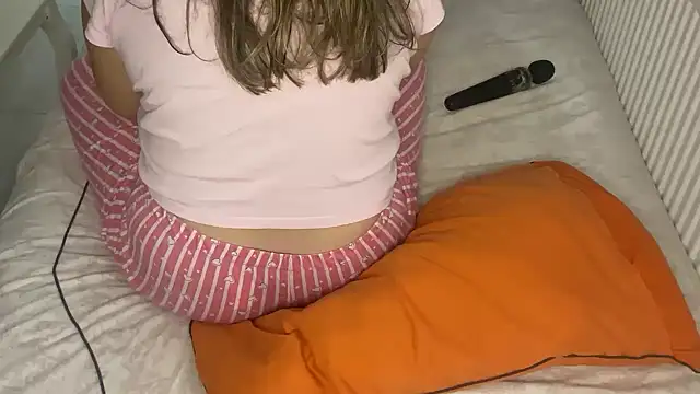 Ceyceys online show from 11-18-25, 11:58