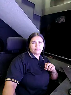 Snapshot of Mia_oficial chatting on 12-04-25, 04:22 Mia oficial online show from 12-04-25, 04:22