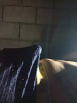 Snapshot of pujarteag chatting on 10-24-25, 01:57 pujarteag online show from 10-24-25, 01:57