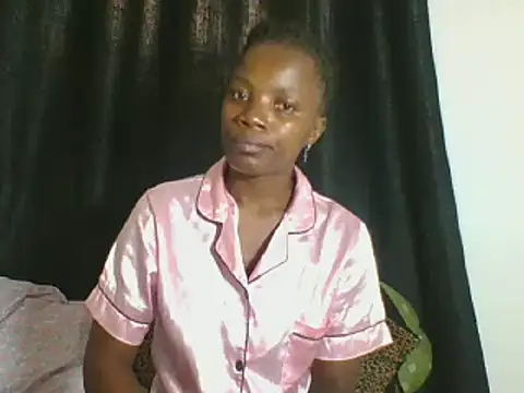 Snapshot of AfricanPrincess24 chatting on 02-25-25, 08:14 AfricanPrincess24 online show from 02-25-25, 08:14