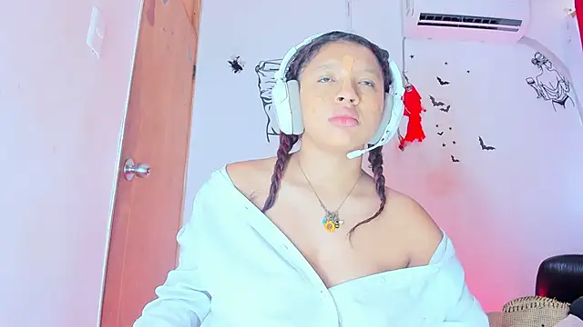 Emily Coper18 online show from 01-12-26, 01:27