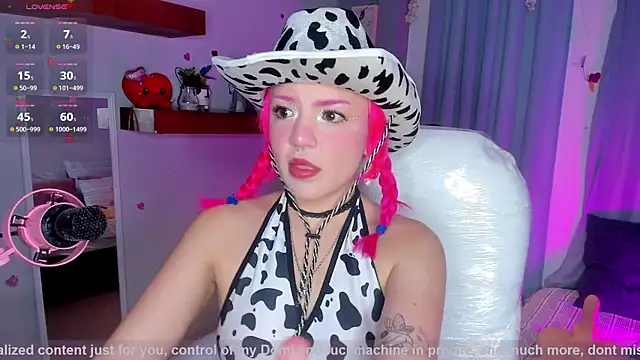 Tiny  Emmy online show from 10-03-25, 06:54