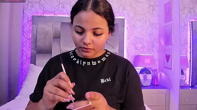 EmmaWeest online show from 12-04-24, 07:56