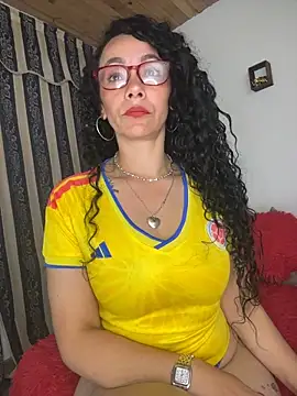 Snapshot of JULYSEX1 chatting on 06-17-26, 12:18 JULYSEX1 online show from 06-17-26, 12:18