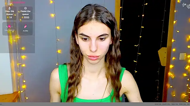 EmmyGreans online show from 01-23-25, 12:41