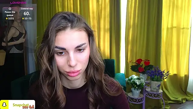 Snapshot of EmmyGreans chatting on 02-27-26, 06:35 EmmyGreans online show from 02-27-26, 06:35