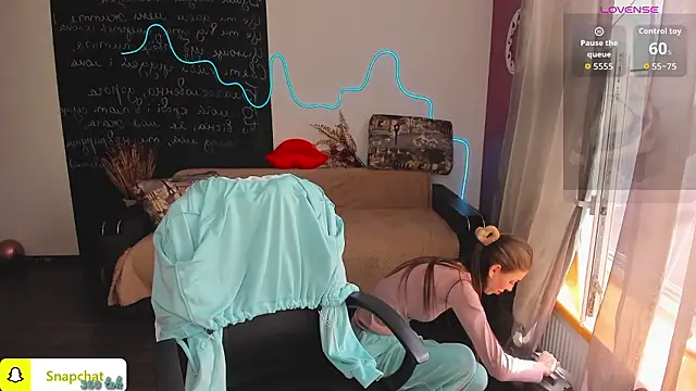 Snapshot of EmmyGreans chatting on 03-02-26, 07:26 EmmyGreans online show from 03-02-26, 07:26