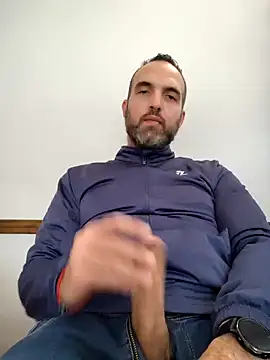 Snapshot of leon3875 chatting on 09-22-25, 03:25 leon3875 online show from 09-22-25, 03:25