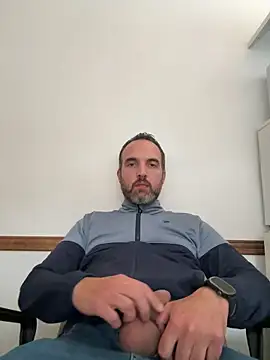 leon3875 online show from 03-03-26, 03:18