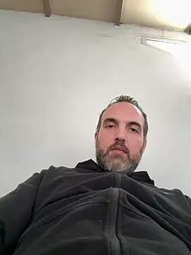 Snapshot of leon3875 chatting on 07-28-26, 03:21 leon3875 online show from 07-28-26, 03:21