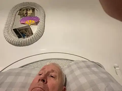 Bossinmidd12 online show from 12-07-24, 09:33