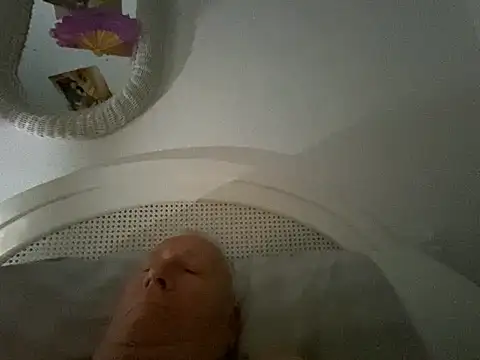 Bossinmidd12 online show from 02-19-25, 09:47