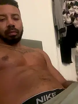 Snapshot of mbbc99 chatting on 11-10-25, 12:04 mbbc99 online show from 11-10-25, 12:04