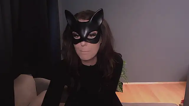 Snapshot of Saintrebella chatting on 01-12-26, 01:49 Saintrebella online show from 01-12-26, 01:49