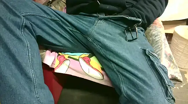 Snapshot of Giulio35_Pika chatting on 12-10-24, 06:44 Giulio35 Pika online show from 12-10-24, 06:44