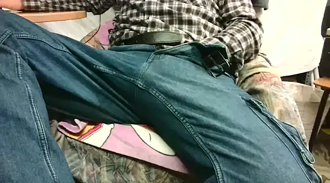 Snapshot of Giulio35_Pika chatting on 12-22-24, 05:32 Giulio35 Pika online show from 12-22-24, 05:32