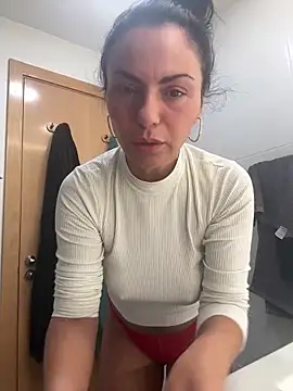 KimKelly13 online show from 02-11-25, 06:30