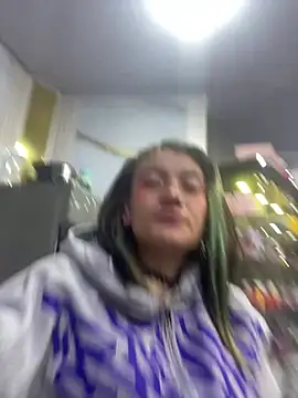 Snapshot of Broklinwhite_ chatting on 07-04-26, 01:28 Broklinwhite online show from 07-04-26, 01:28