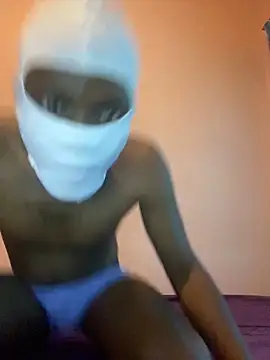 Snapshot of unknownpstar chatting on 09-21-25, 07:10 unknownpstar online show from 09-21-25, 07:10