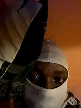 Snapshot of unknownpstar chatting on 10-30-25, 09:48 unknownpstar online show from 10-30-25, 09:48