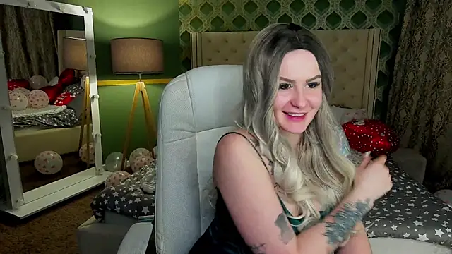 AmberDismond online show from 02-17-25, 01:58