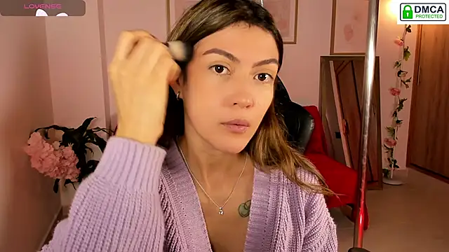 Snapshot of Lilabril chatting on 01-08-26, 03:25 Lilabril online show from 01-08-26, 03:25