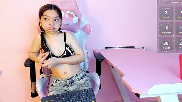 CharlotteMuller online show from 10-25-25, 08:14