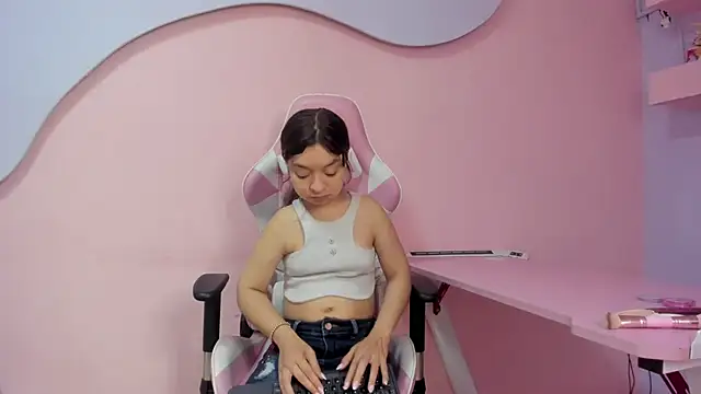 CharlotteMuller online show from 02-24-26, 07:34