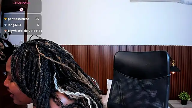 chanel brunette online show from 02-23-25, 12:41