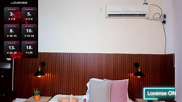 chanel brunette online show from 10-03-25, 11:07