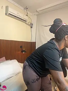 chanel brunette online show from 10-10-25, 07:35