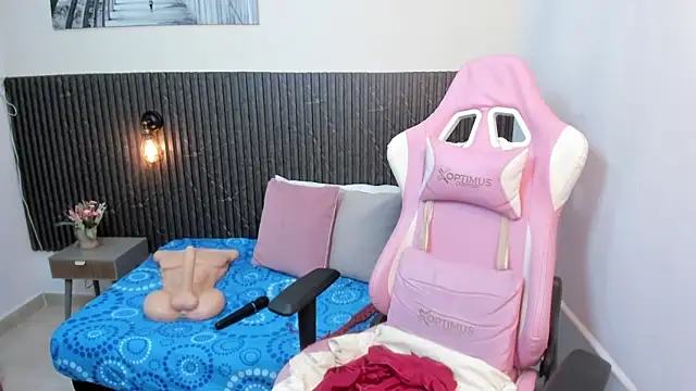 chanel brunette online show from 02-14-26, 12:35