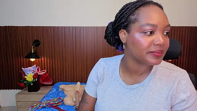 chanel brunette online show from 04-05-26, 06:27