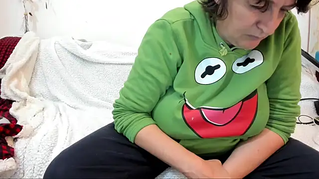 Snapshot of IsraeliMilf chatting on 12-07-24, 06:15 IsraeliMilf online show from 12-07-24, 06:15