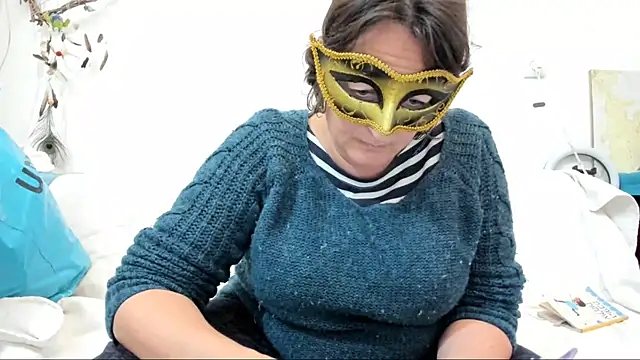 Snapshot of IsraeliMilf chatting on 12-31-24, 10:58 IsraeliMilf online show from 12-31-24, 10:58