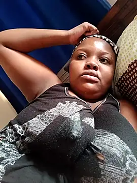 Snapshot of queennapal chatting on 03-04-26, 06:08 queennapal online show from 03-04-26, 06:08