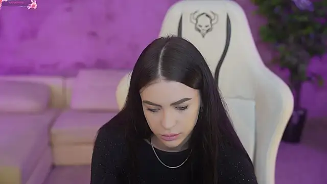 Tina Breeze online show from 02-06-25, 07:45