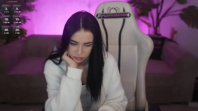 Tina Breeze online show from 04-16-26, 07:42